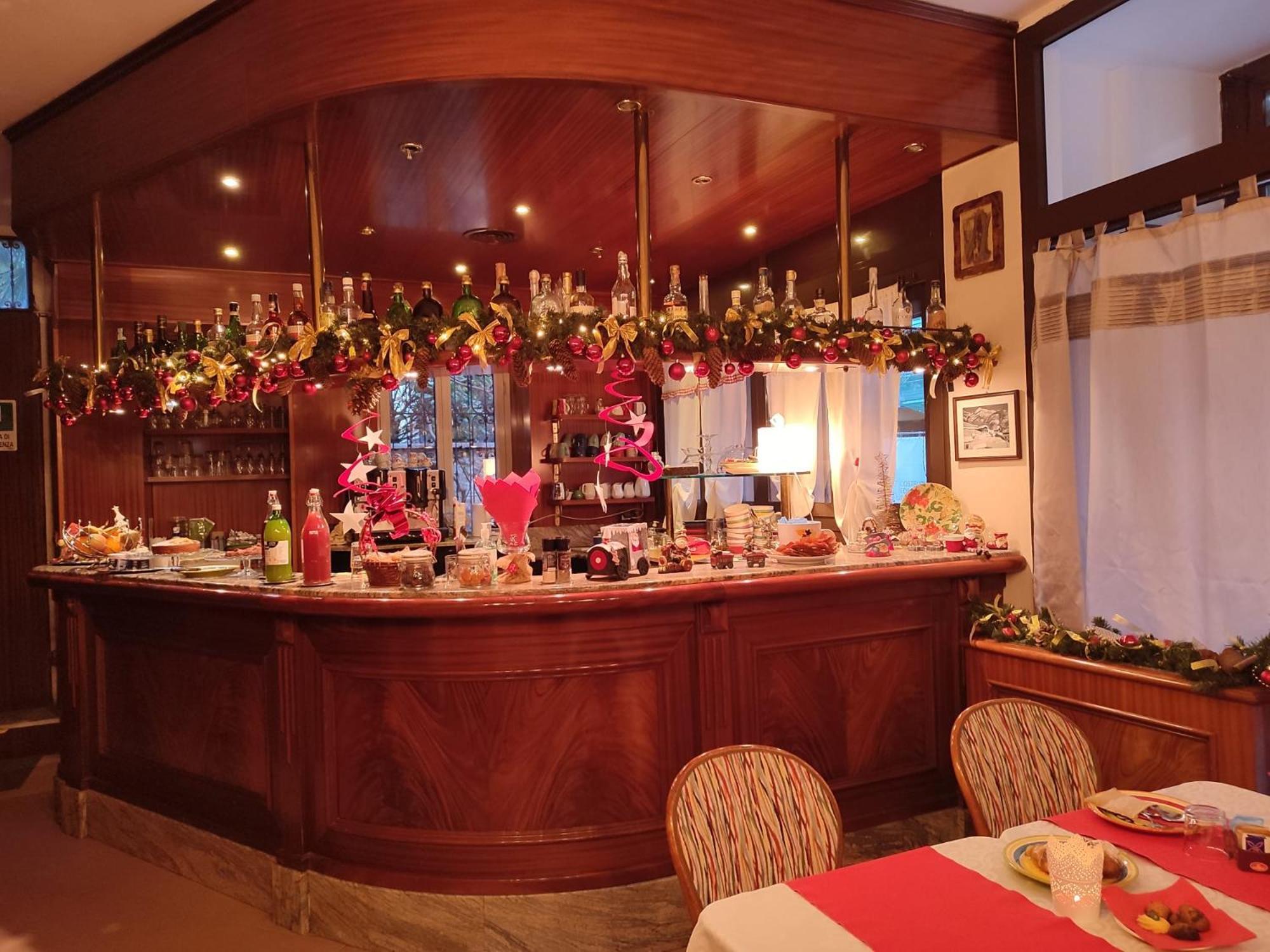 Palazzo Pellanda Apartman Domodossola Kültér fotó